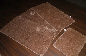 SET 4 PEZZI TAPPETINI ROMANI ZINGARI LAVABILI DESIGN SCINTILLANTE NUOVI BEIGE/ORO ANTISCIVOLO - Foto 1 di 12