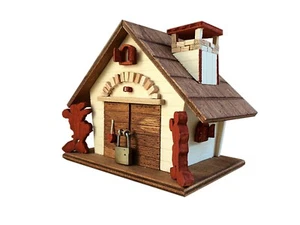 Salvadanaio in legno, salvadanaio a forma di casetta, idea regalo romantica - Foto 1 di 9