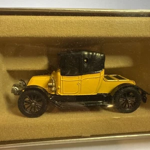 1:43 Corgi 1910 12/16 Renault Yellow Collector's Classics NIB - Picture 1 of 4