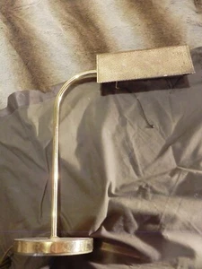 Mid Century Tischlampe aus Messing - Banker Lampe - Bild 1 von 7