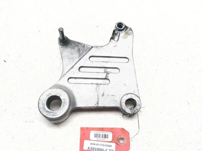 04-08 Soporte de montaje de pinza de freno trasero Honda VTX1800R VTX 1800 Foto 1 de 4