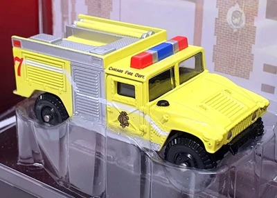 Corgi Appx 8cm Long CS90233 - HMMWV Fire Truck O'Hare Airport - Yellow - Image 1 of 4