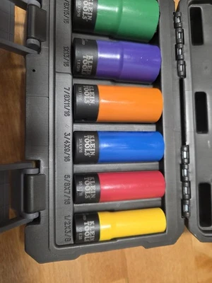 Klein Tools 66033 Juego de enchufes recubiertos, 12 puntos, 6 piezas Foto 1 de 4