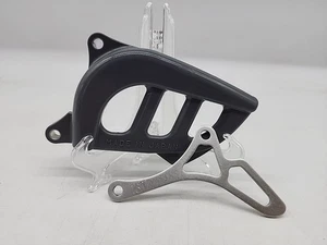 2006-2007 Oem Yamaha Yz 250f Front Sprocket Cover Chain Guide Case Saver 06-07 - Picture 1 of 3