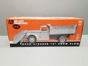 HIGHWAY 61/DCP 1/16 SCALE GMC TRUCK WITH BAKER V PLOW NIB - Picture 1 of 3