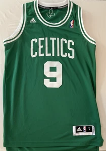 Camiseta Adidas Rajon Rondo #9 verde de los Boston Celtics para hombre talla pequeña - Imagen 1 de 10