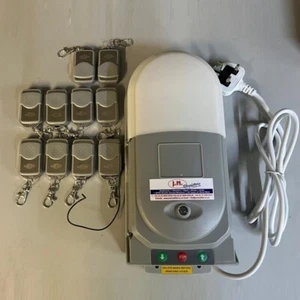 Neco Essati Fernbedienung mit 10 Fernbedienungen - Bild 1 von 5