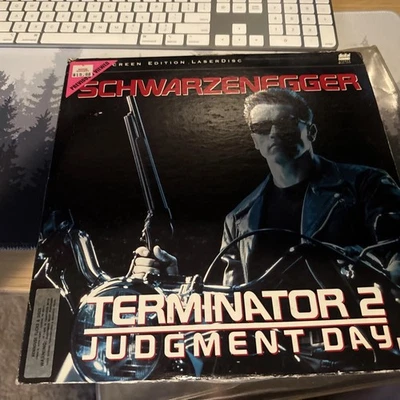 Terminator 2 Judgement Day (1991) Widescreen 2 Disc Edition Laserdisc - Tested  - Image 1 of 4