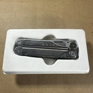 Leatherman Wave 18-in-1 Multi-Tool Stainless Steel Made In USA New - Picture 1 of 12