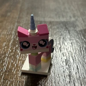 The LEGO Movie 2 Serie Minifiguren 71023 Unikitty - Bild 1 von 4