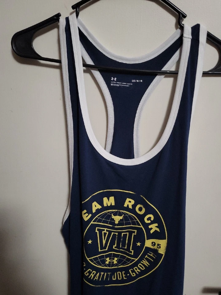 9-2023-NUEVO CON ETIQUETAS-Under Armour Project Rock TANQUE CON CAPUCHA + ¡ROCA AUTÉNTICA PARA HOMBRES!-LG Foto 1 de 4