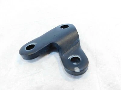 Soporte de montaje del motor delantero izquierdo Honda VF750 VF750C Magna 750 1994-2003 Foto 1 de 4