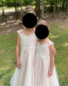 gorgeous dress for wedding, flower girl, princess, or pageant Size 4 - Picture 1 of 8
