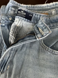 Jeans donna Hollister a vita bassa larghi blu 4R/W27R NUOVI - Foto 1 di 9