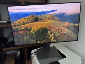Dell UltraSharp U2721DE 27” USB-C Monitor - Picture 1 of 6