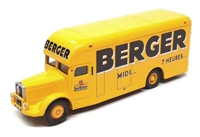 Corgi 1/50 Scale Diecast 72011 - Bernard Type 110 Fourgon "Berger" Yellow - Photo 1/4