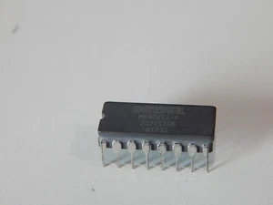 INTERSIL MK4027J-4 DYNAMIC RAM 4096X1 BIT 16 PIN CDIP - USA SELLER FAST SHIPPING - Picture 1 of 1