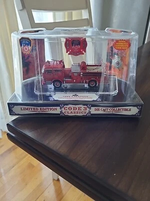 Code 3 FDNY Mack C Pumper Engine #71   Classic Collectible 1/64 Diecast 12380 - Image 1 of 4