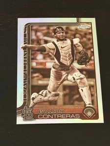 2025 Topps cromo refractor sepia 82 Willson Contreras, Cardenales de San Luis - Imagen 1 de 1