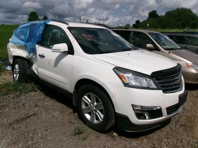 Consola frontal VIN J 11º dígito piso limitado compatible con 13-17 ACADIA 1748489 Foto 1 de 4