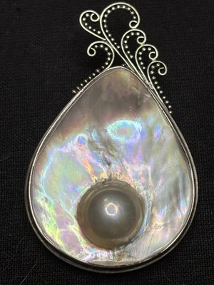 Sterling Silver Blister Pearl Pendant - Image 1 of 2