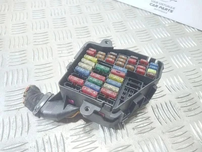 VW GOLF III Variant 1H5 Bloc de Fusible 2.00 Diesel 66kw 1998 31334661 - Photo 1/4