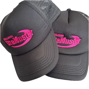 Deni Ute Muster Bundle 2x Trucker Caps Black Pink Great Condition - Foto 1 di 5