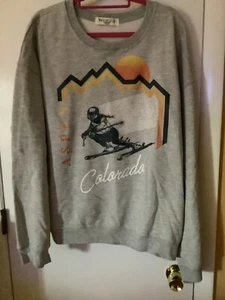Neu grafisches Sweatshirt der Marke Wound Up "Aspen Colorado Skiing" 3X - Bild 1 von 5