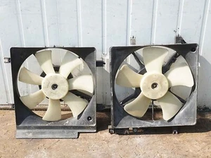 2000 - 2004 Subaru Legacy 3.0 Liter Engine Cooling Electric Fan Motor Unit Oem - Picture 1 of 10