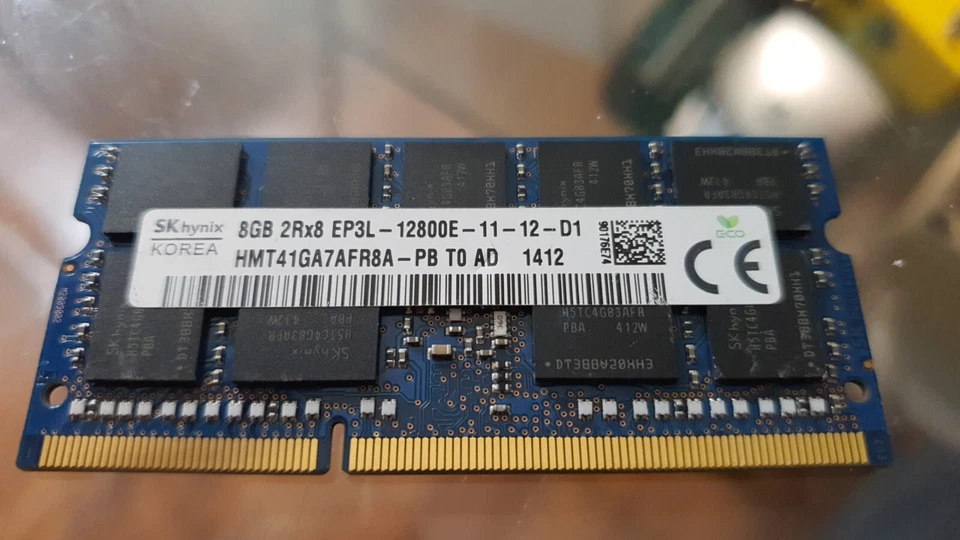 8GB 2Rx8 EP3L-12800E ECC UnBuffered Memory SKhynix NOT FOR LAPTOP - Immagine 1 di 1