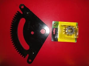 Genuine OEM JOHN DEERE Steering Sector & Pinion Gear L-SERIES GX20053 GX20052 - Picture 1 of 2