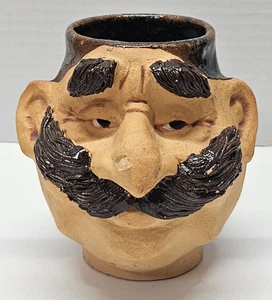 Taza cara cerámica estudio vintage hombre bigote gres hecha a mano 4" - Imagen 1 de 9
