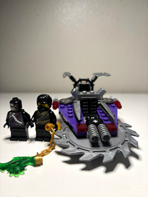 Lego Ninjago Hover Hunter (70720) (99% complete)