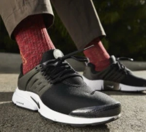 Nike Air Presto Gr.41 Schwarz/Weiß - Bild 1 von 2
