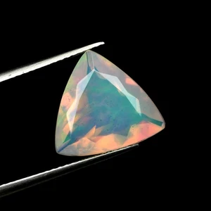 3.45 Ct IF Trillion 13 x 12.7 MM Genuine Rainbow Multi Colors Play Welo Opal! - Picture 1 of 5