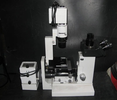LEITZ DIAVERT EPIVERT INVERTED MICROSCOPE specialized for MICROMANIPULATORS - Image 1 of 4