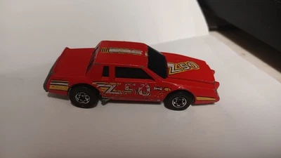 Vintage 1984 Hot Wheels Crack Ups Z50 Buick Regal Capuz Vermelho Basher Stocker - Imagem 1 de 4