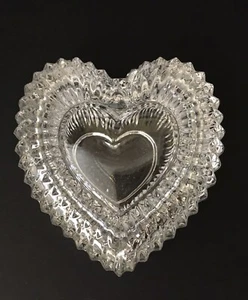 KATHARINEN HUTTE GERMANY 24% Lead CRYSTAL Heart Shaped Trinket Box - Picture 1 of 3
