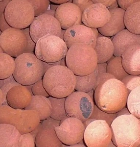 300x Schleudermunition Munition Kugeln Schleuder Zwille Katapolt Steinschleuder - Bild 1 von 1