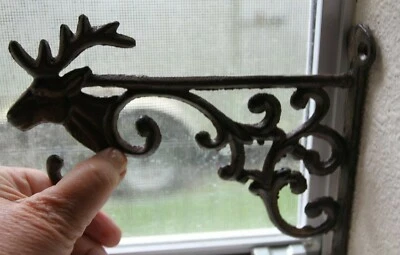 Decoración de ventana de cabaña de asta de ciervo Soporte de esquina de ventana de hierro fundido rústico, B-15 Foto 1 de 4