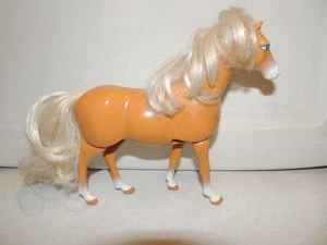 Barbie Caballo Caminante Mattel 1997 De Colección Piernas Movibles Funciona 7" pulgadas Excelente - Imagen 1 de 4