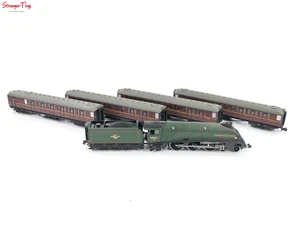 Dapol A4 60013 'Dominion of New Zealand' BR Train Pack N Gauge - Picture 1 of 5