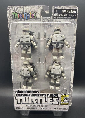 MINIMATES TEENAGE MUTANT NINJA TURTLES MIRAGE JUEGO DE CAJA BLANCO Y NEGRO SDCC 2015 Foto 1 de 4