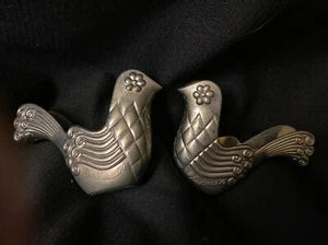 Vintage 1976 Avon Mid Century Style Bird Partridge Metal Christmas Ornaments 4" - Picture 1 of 5