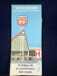 Vintage Phillips 66 Road Map - Wisconsin and Milwaukee and Vicinity - 1971    - Picture 1 of 3
