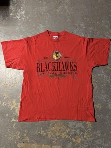 Vintage NHL Chicago Blackhawks T-shirt Trench XL 90s Hockey Red Single Stitch - Picture 1 of 8