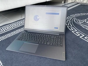 Laptop Lenovo Ideapad 3 - Zdjęcie 1 z 5