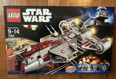LEGO Star Wars: Republic Frigate (7964) - New in Sealed Box - Image 1 of 4