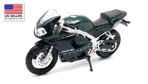 TRIUMPH DAYTONA 955i SPORT BIKE BRAND NEW 1:18 REPLICA MOTORCYCLE MODEL BY WELLY - Picture 1 of 15