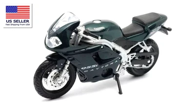 TRIUMPH DAYTONA 955i SPORT BIKE BRAND NEW 1:18 REPLICA MOTORCYCLE MODEL BY WELLY - Image 1 of 4